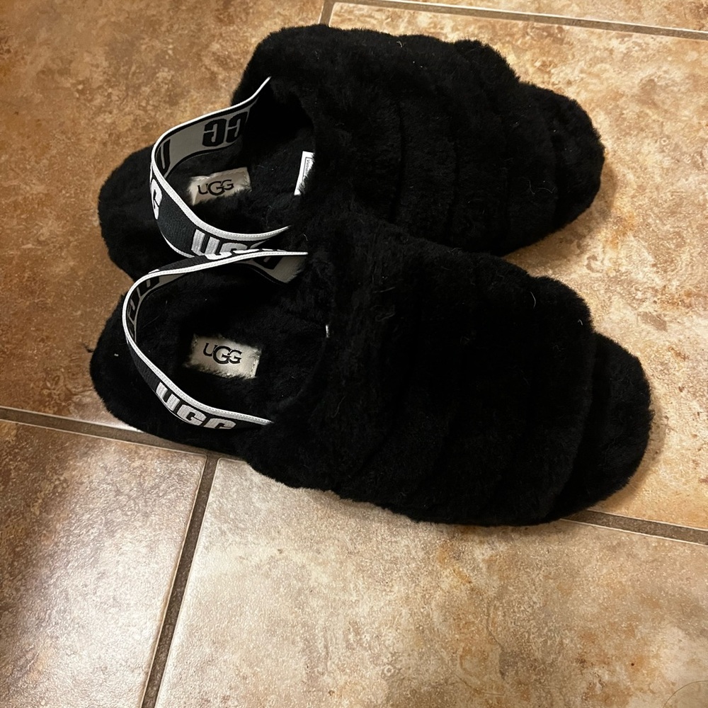 UGG Fluff Yeah Slide…Women's Cozy Black Slippers